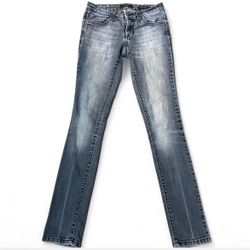 Women’s size 25 dark skinny Jessica Simpson low-cut with stretched jeans