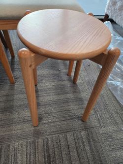Round Solid Wood Stool