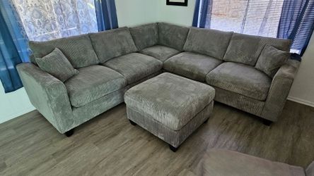 New Sectional Corduroy Grey 90 x 90 Ottoman Included