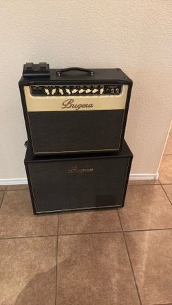 Bugera V22 with extension Cabinet