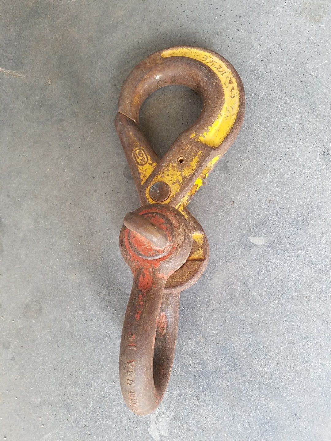 lift yoke baw & shackle