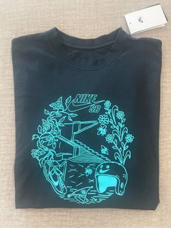 Short sleeve Nike shirts