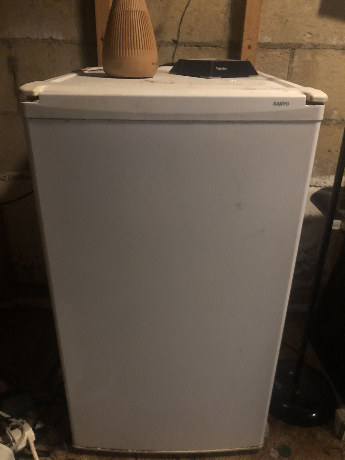 Dorm Decor Slim White Console - mini fridge & microwave cabinet (used) for  Sale in Suwanee, GA - OfferUp