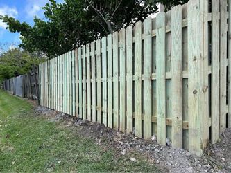 Wood fence abrimos lunes a domingo fabricamos