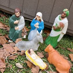 Vintage Nativity Blow Mold Set 1973 Empire