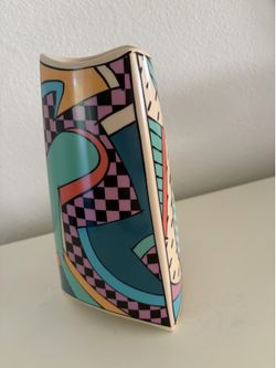 Vintage 1980’s Rosenthal Dorothy Hafner Postmodern Flash Vase