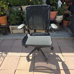 Humanscale World One Task Chair.