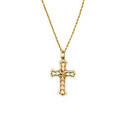 Gorgeous 14K Gold Cross Necklace 