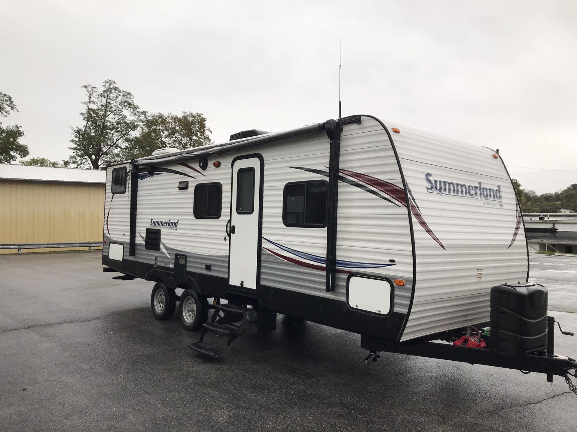 2015 summerland camper