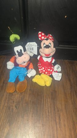Disney Goofy and Minnie Mouse Plush Bean Bag Set