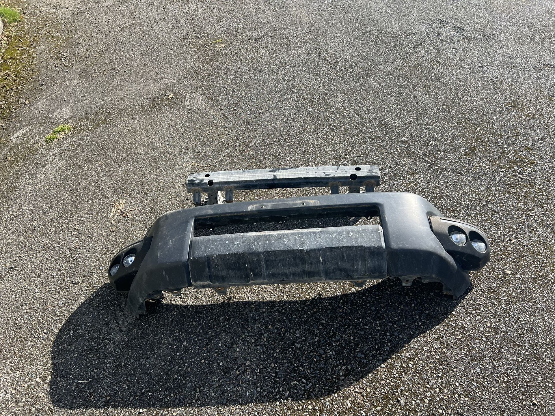 2010 Toyota FJ Cruiser Front Bumper, Bumper Cover and End Caps.