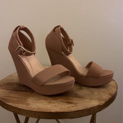 Nude Wedges