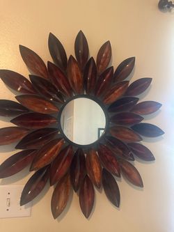 Wall mirror art
