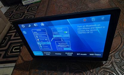 10 inch WirelessAndroid CarPlay, ApplePlay Touch screen, Bluetooth W/Front Facing Dash Cam.