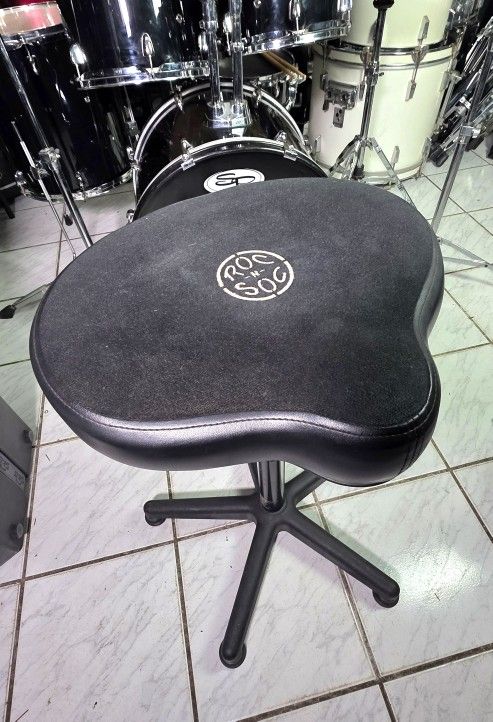 Roc Soc Drum Throne Hydraulic !! $150 Or Best Offer !!
