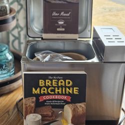 Kitcanis Bread Maker And Cookbook