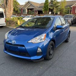 2013 Toyota Prius c