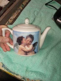 Vintage Cherub Teapot