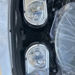Dodge Challenger Headlights 