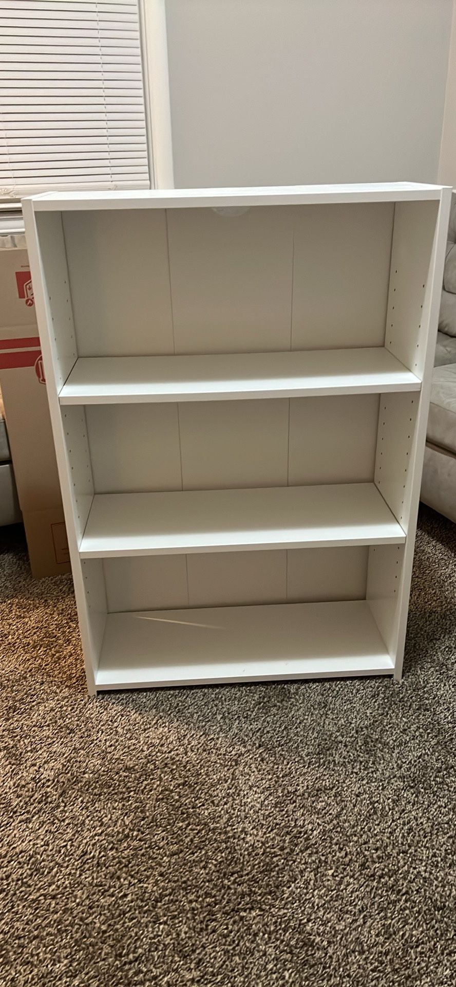 White three shelf book case 