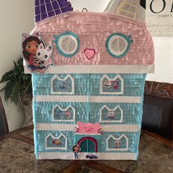 Piñata  Gabby Dollhouse 