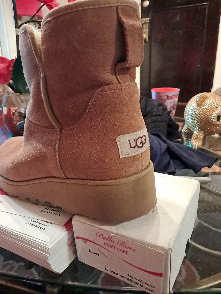UGG Camel Colorankle Boots Size 8 1/2 New 50.00