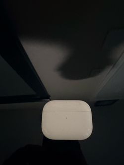 AirPods Pro 2nd generation ( case )