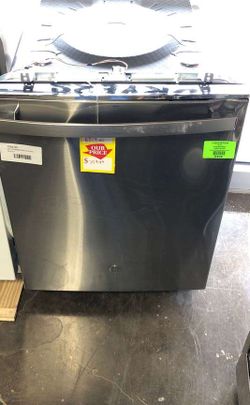 Brand New GE Dishwasher (Model:GDT645SYNFS) NK 7L