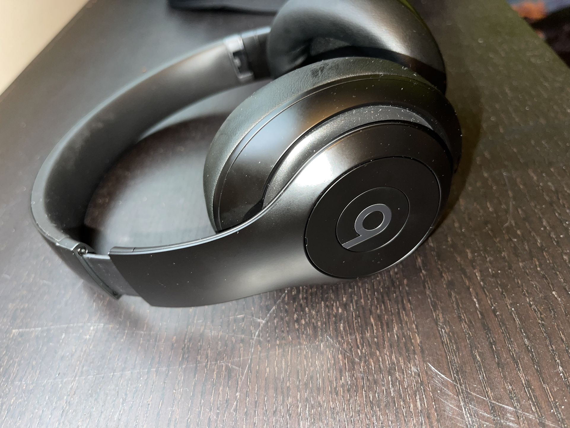 Beats Studio Pro
