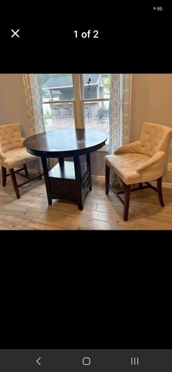 Counter height High End Table and chairs by Juniper