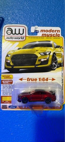 Auto World 1/64 Ford Mustang GT500 Chase