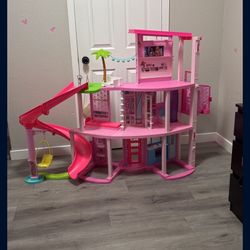 barbie doll house 