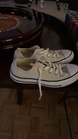 Ladies converse size 6 or 4.5 in kids