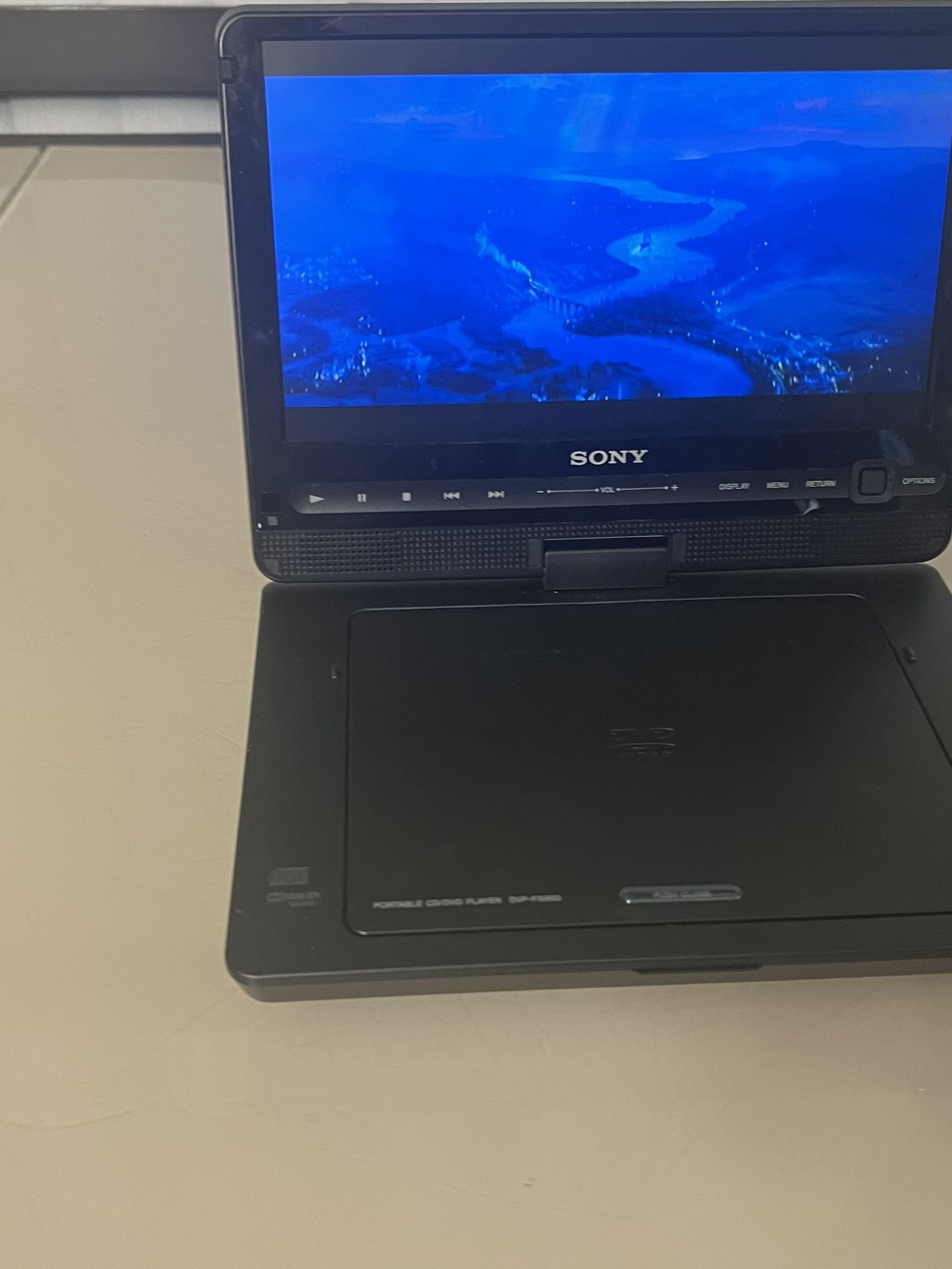 SONY 9" DVPFX950 Portable DVD Player 180degree swivel/flip screen