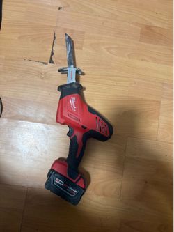 Milwaukee M18 FUEL HACKZALL Saw