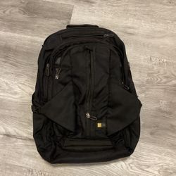 Large Case logic 17’’ Laptop Backpack