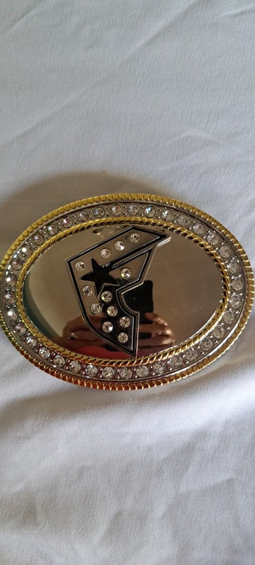 Belt Buckle Silver And Gold Tone