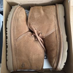 Size 3Y Suede Uggs 