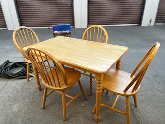 Dining set