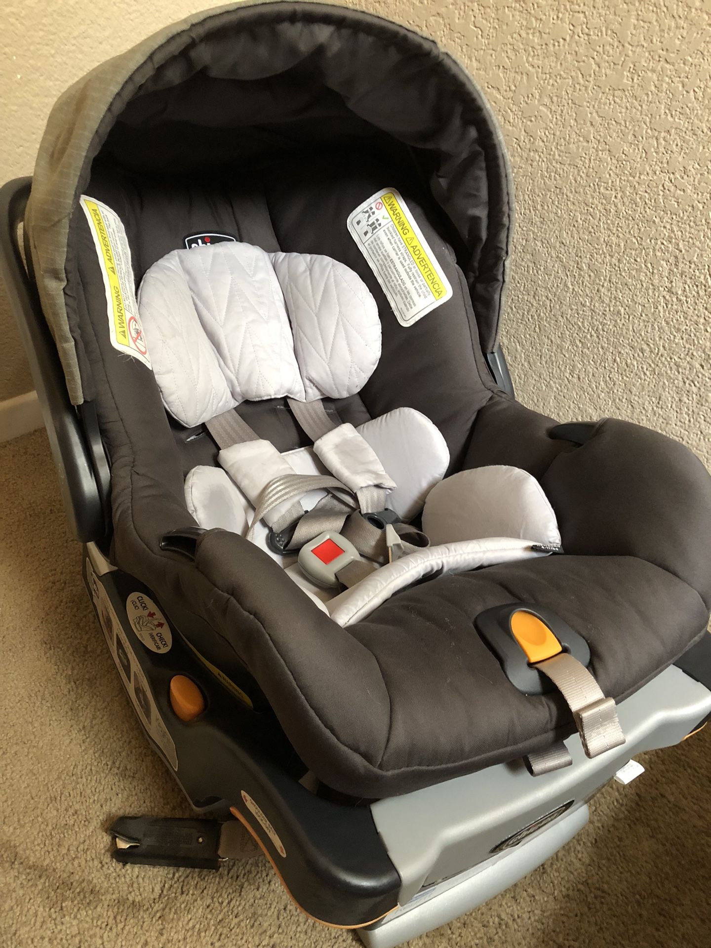 Chicco KeyFit 30 Infant Car Seat & Base