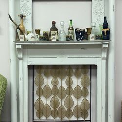 Farmhouse Vintage Wood Fireplace With Mantle