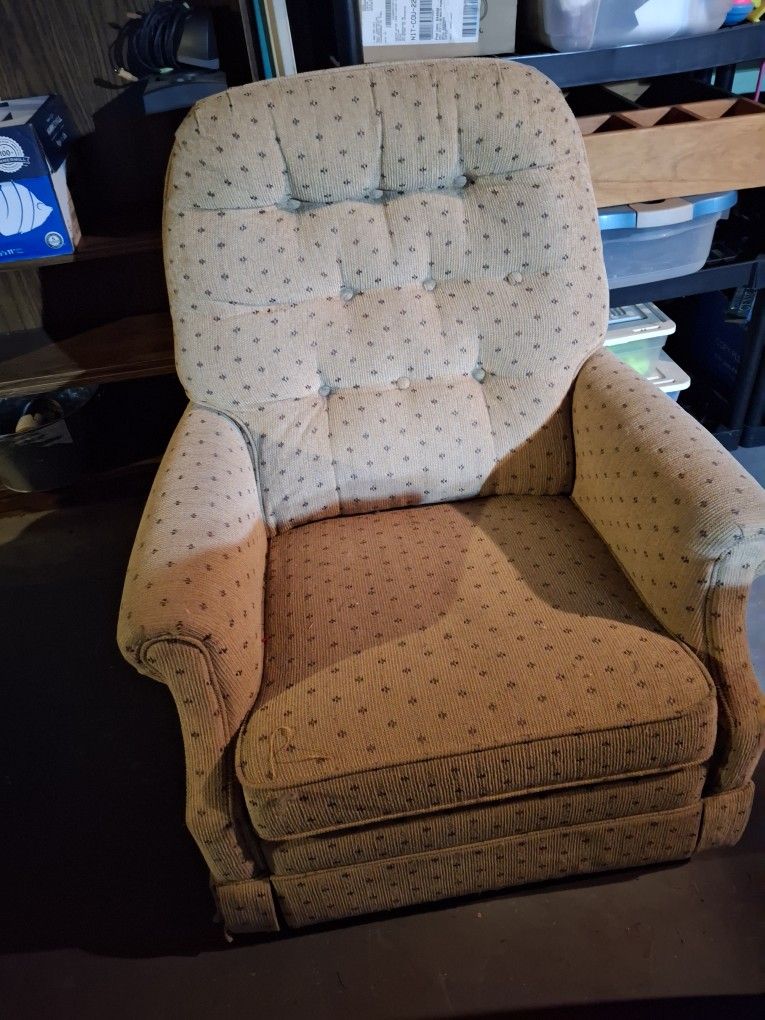 Free Rocker Recliner Good Shape