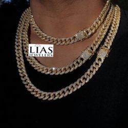 New 18k Yellow Gold Cuban Link Chain 