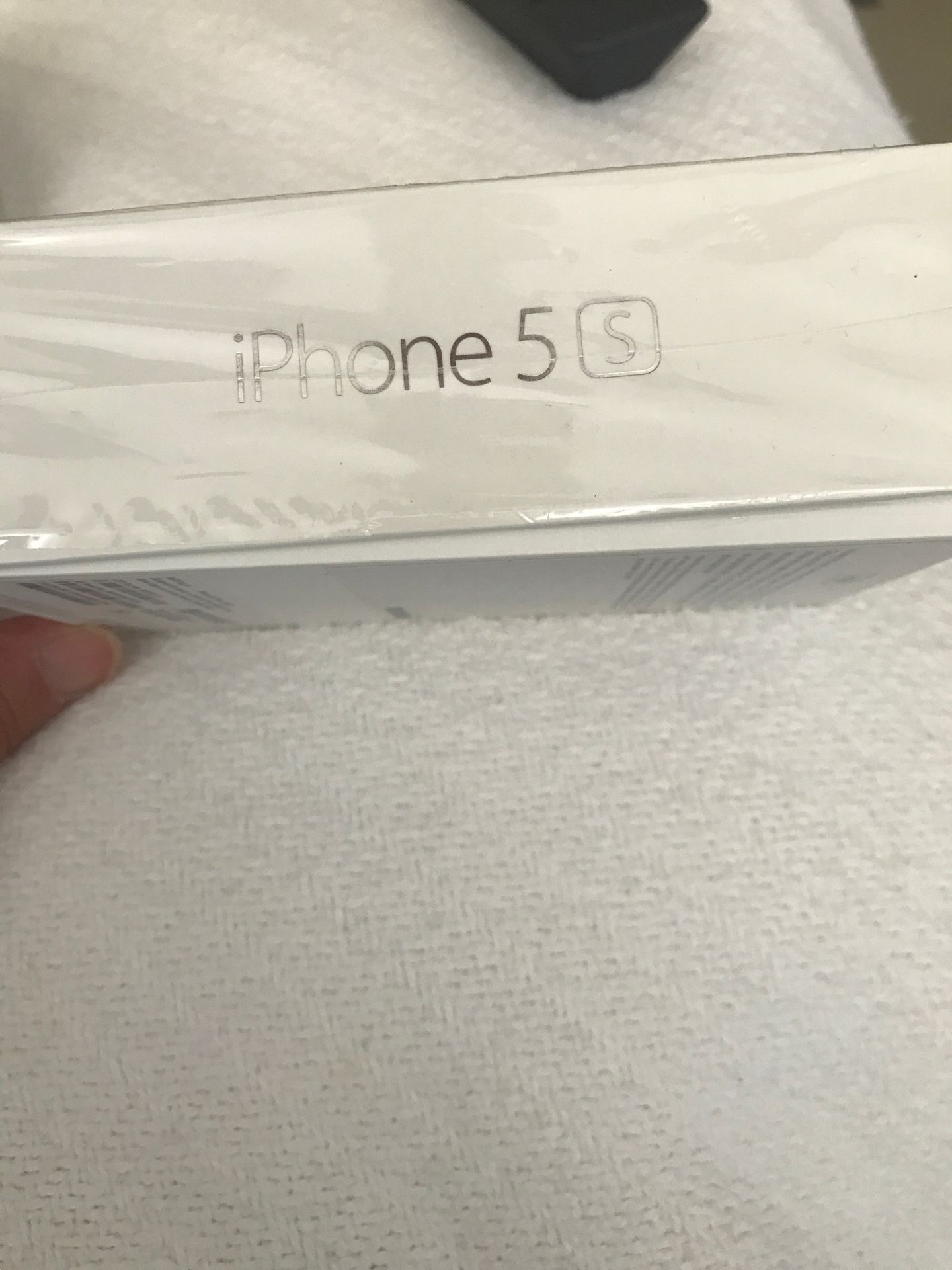 iPhone 5s box