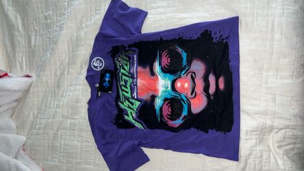 Purple color Hell star shirt  size: S . (READ DESCRIPTION)