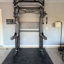 Vesta Fitness PRO SERIES 2-1 Ultimate Half Rack Functional Trainer/Gym Equipment/ Home Gym/ Fitness/ FREE DELIVERY 🚚 