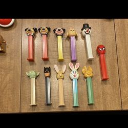 Assorted Vintage Pez 