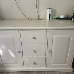 Wood Dresser 