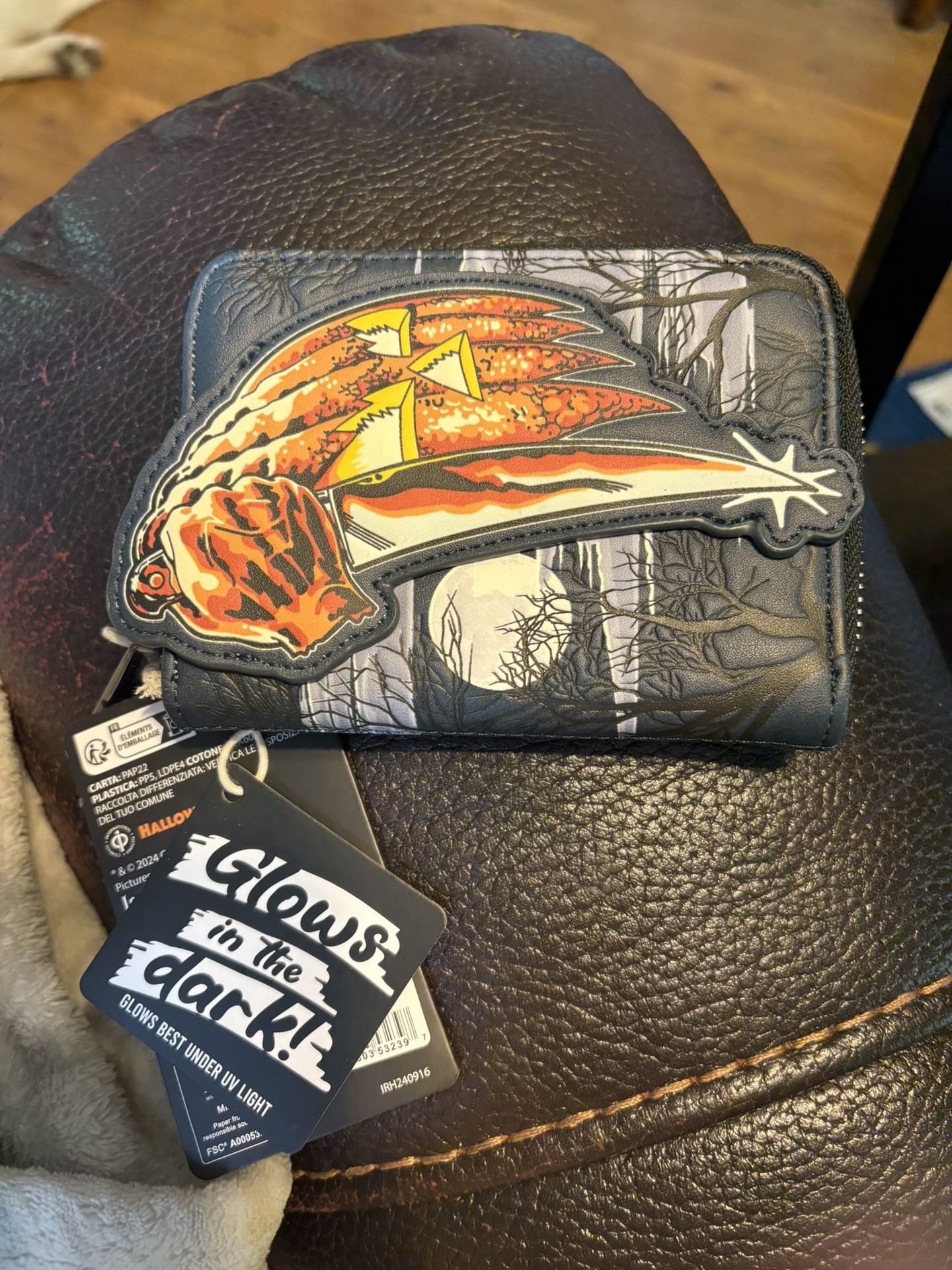 Halloween Hard Tag Zipper Loungefly Wallet. New W Tag. Glows In The Dark. Pu Bridgewater 