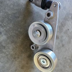 05-12 honda tensioner assembly